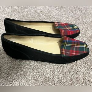 Bandolino Women’s Plaid loafer flats, size 9.5
